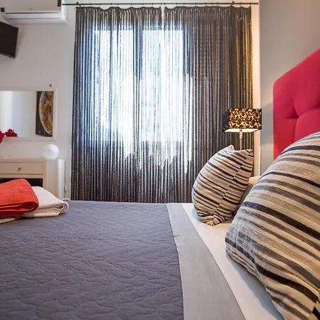 ベッド・アンド・ブレックファスト Le Muse モンデッロ