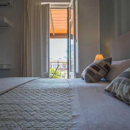 Le Muse ベッド・アンド・ブレックファスト 3*