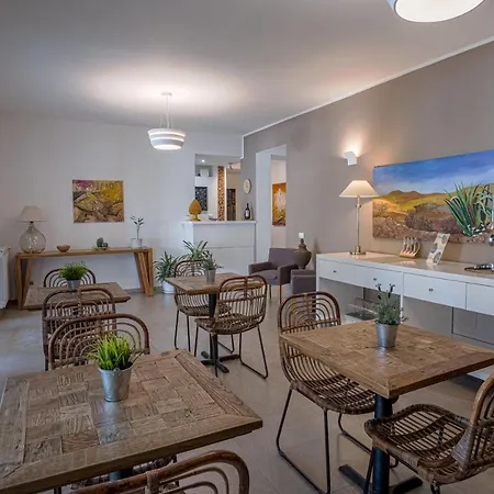 Le Muse ベッド・アンド・ブレックファスト モンデッロ