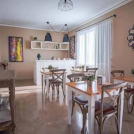 Oda ve Kahvaltı Le Muse Mondello
